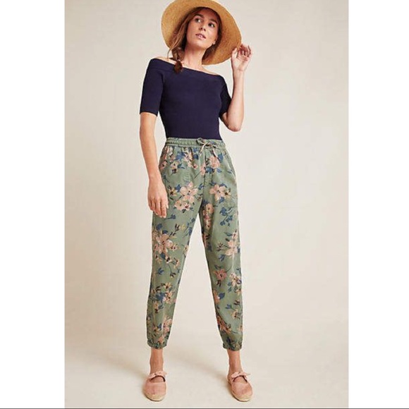 Anthropologie Pants - Anthropologie • Orana Floral Jogger